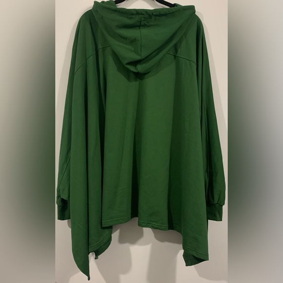 NWT, Catalina Oversized Kangaroo Pocket Batwing Hoodie in Green, Sz One Size - Picture 7 of 12